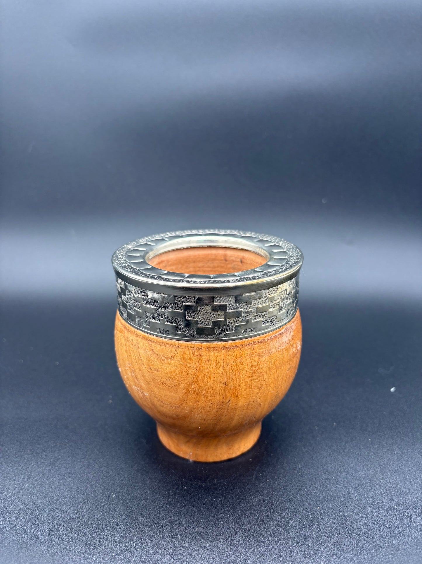 Imperial Algarrobo Cincelado Laqueado